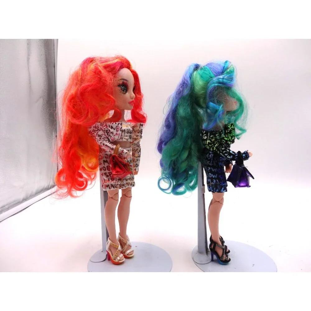 Rainbow High  Shadow High Devious Twins‎ Holly and Laurel both with Purse